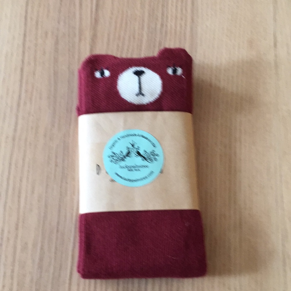 NWT Cute red bear knee socks. For 5-6 years